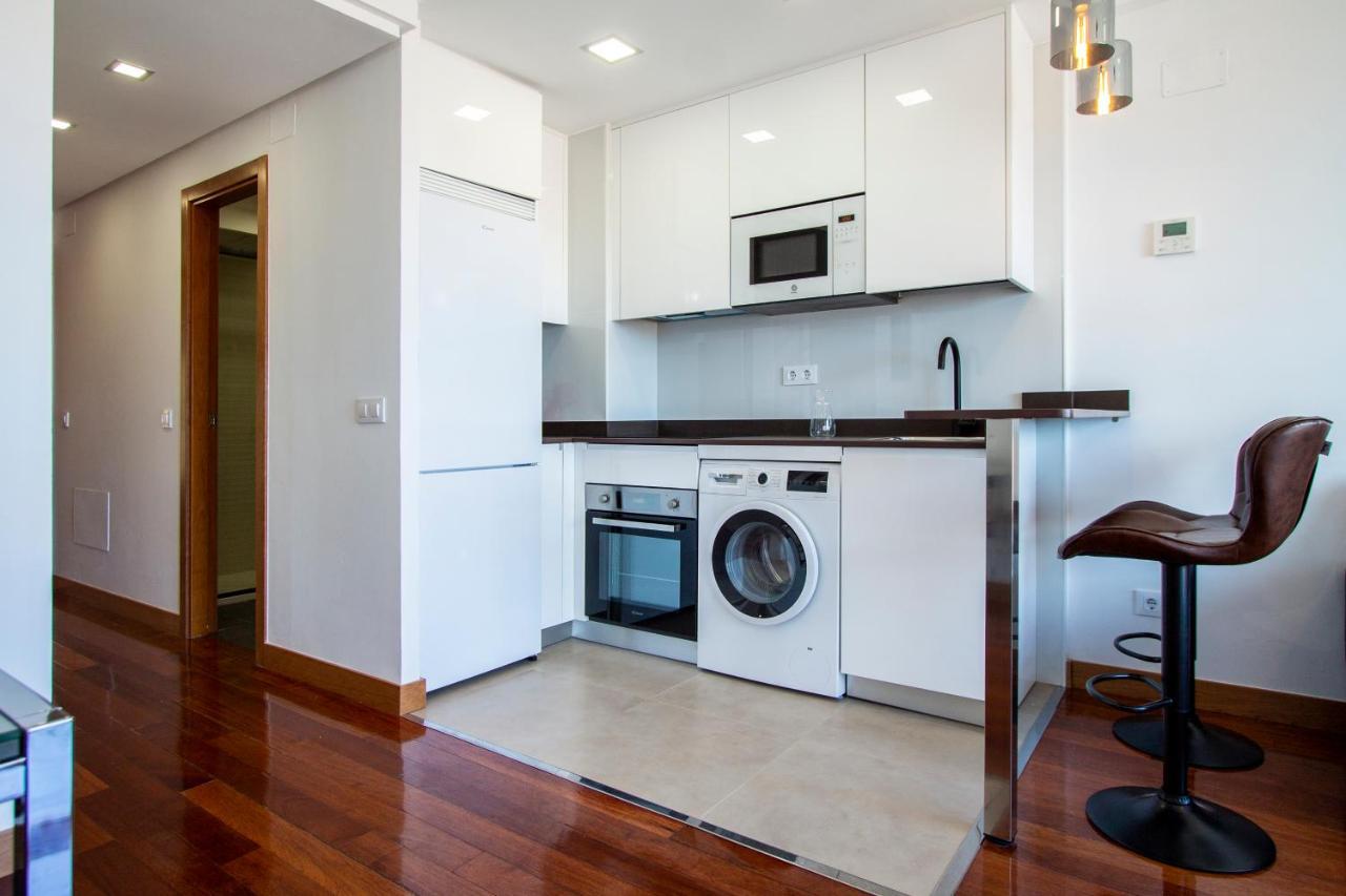 Apartamentos Castilla Luz Business Madrid Kültér fotó