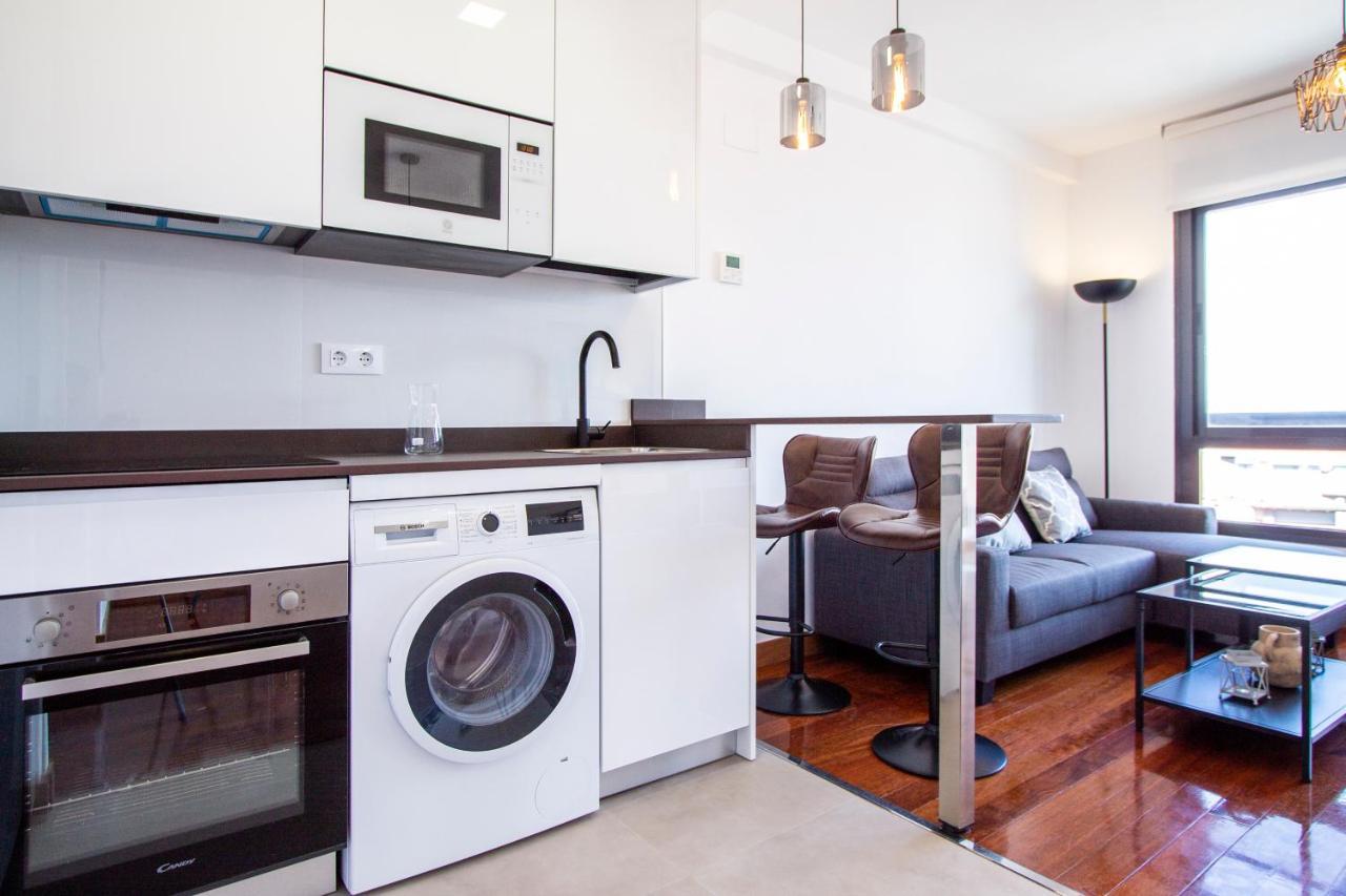 Apartamentos Castilla Luz Business Madrid Kültér fotó