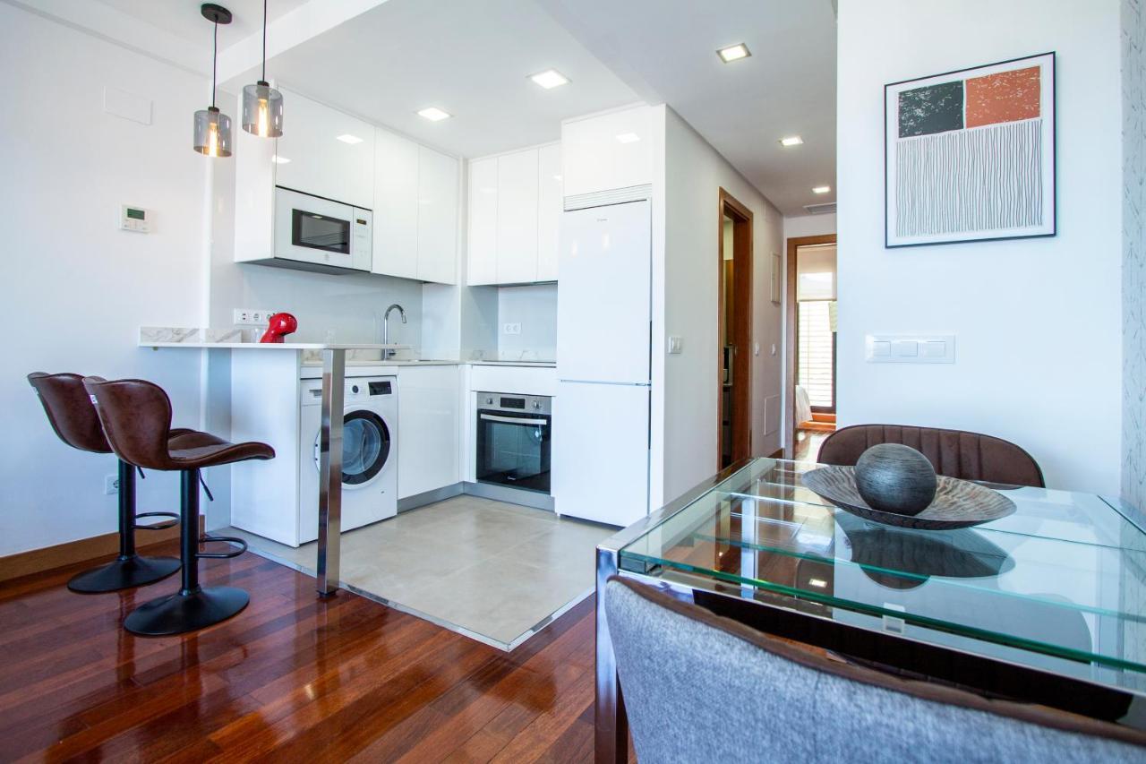 Apartamentos Castilla Luz Business Madrid Kültér fotó