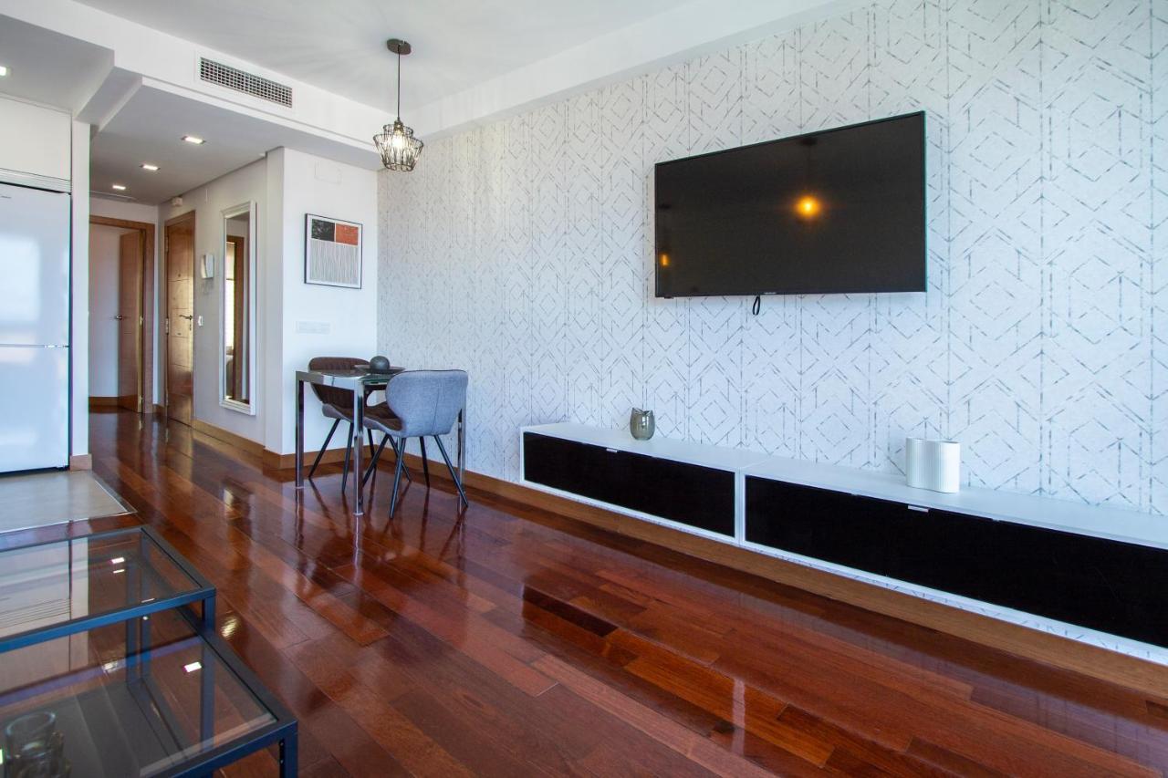 Apartamentos Castilla Luz Business Madrid Kültér fotó